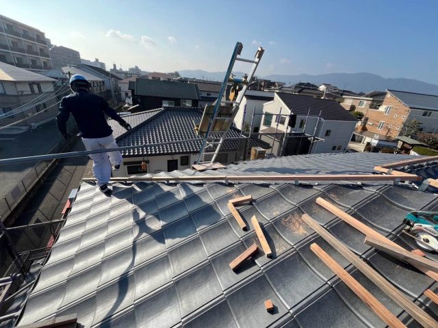 福岡市南区のルーガを使用した葺き替え工事