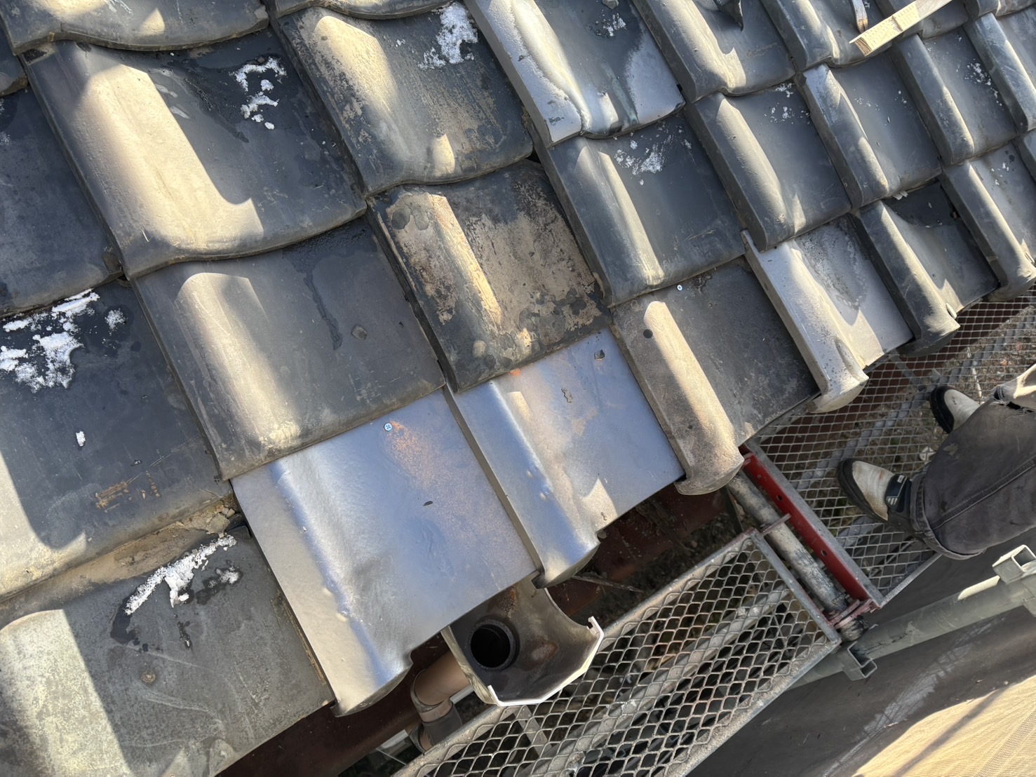 糸島市物件、屋根工事、雨漏り工事、台風被害