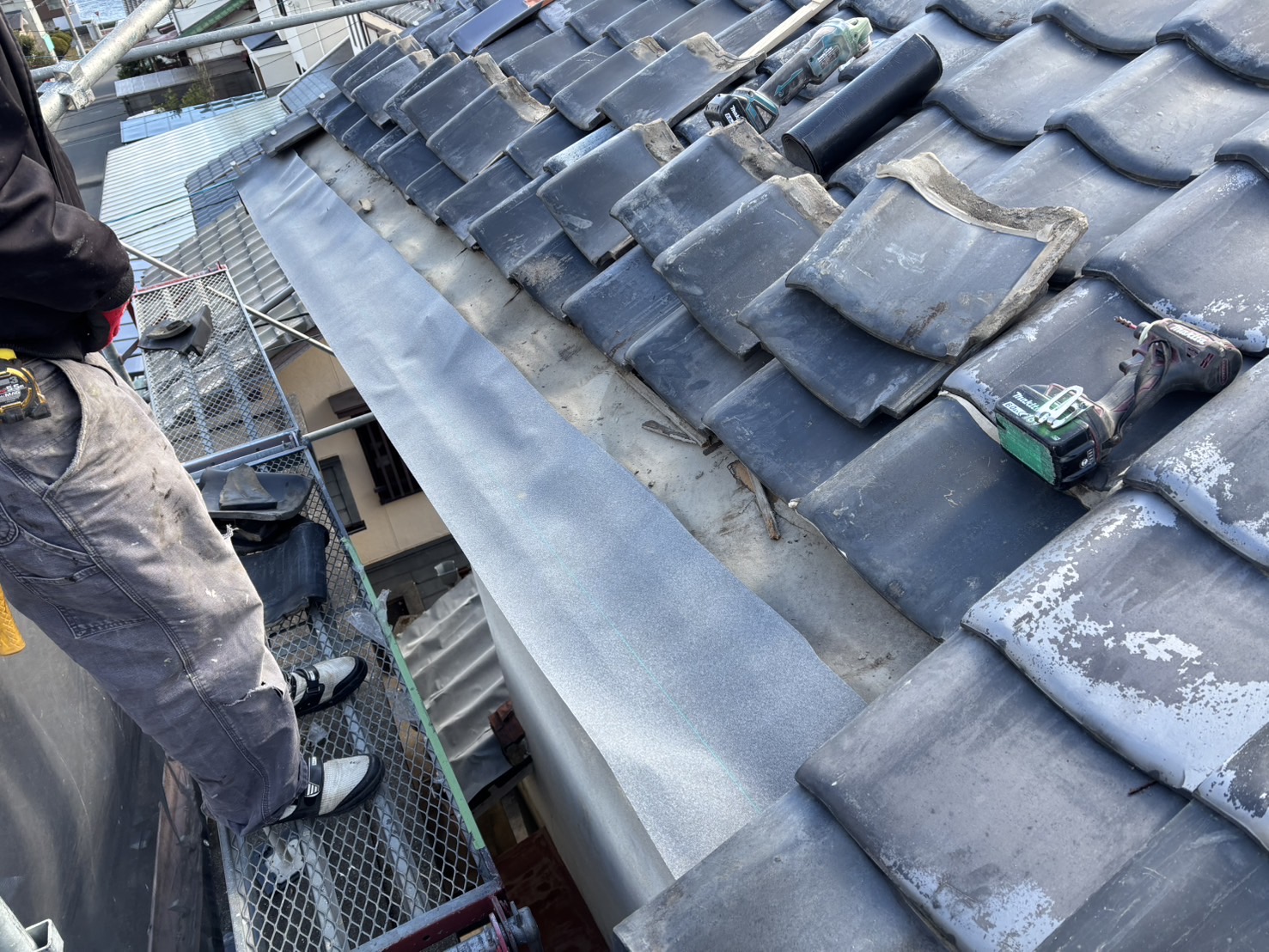 糸島市物件、屋根工事、雨漏り工事、台風被害