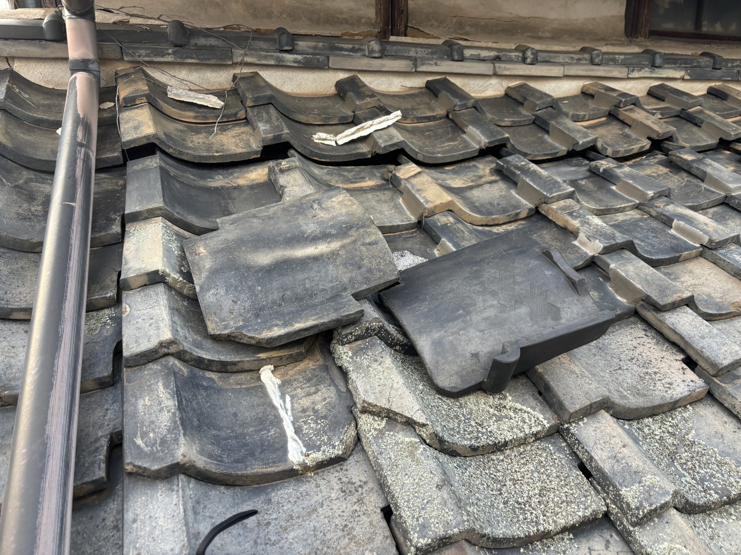 福岡市東区、瓦のずれ、雨漏り、瓦のずれ