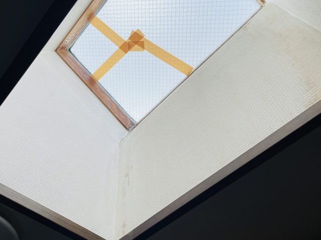 福岡市西区のトップライトからの雨漏り