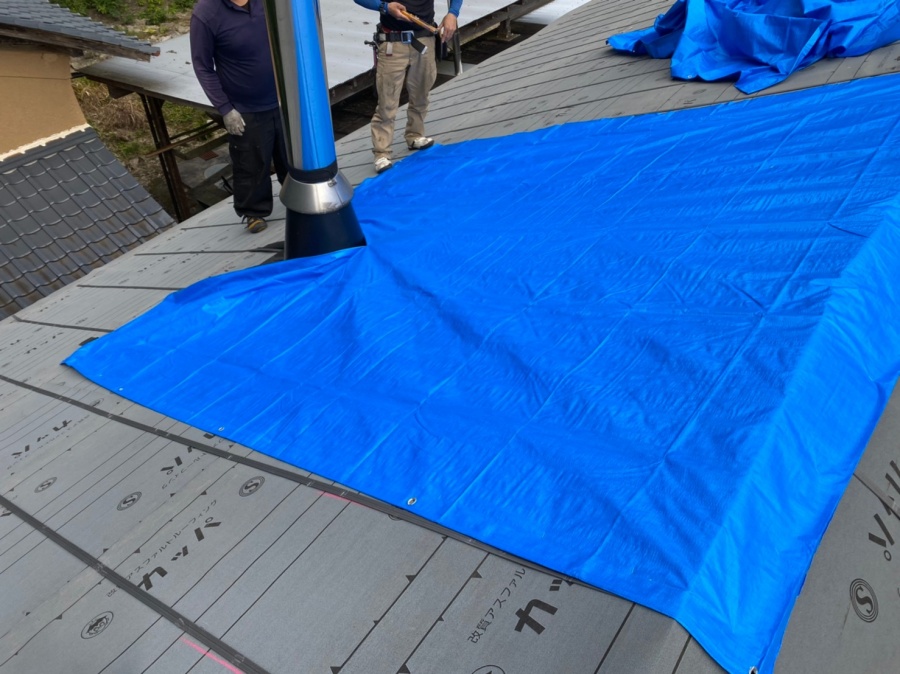 桑名市、屋根葺き替え