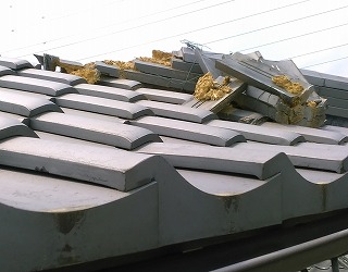 棟瓦崩れ　街の屋根やさん四日市店