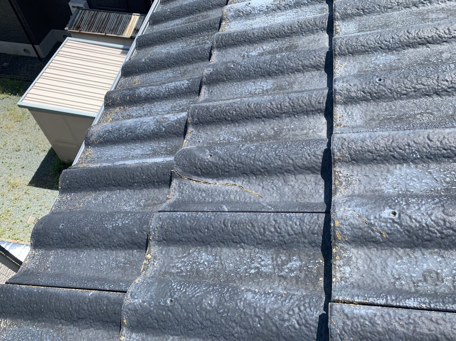 四日市モニエル瓦の欠け