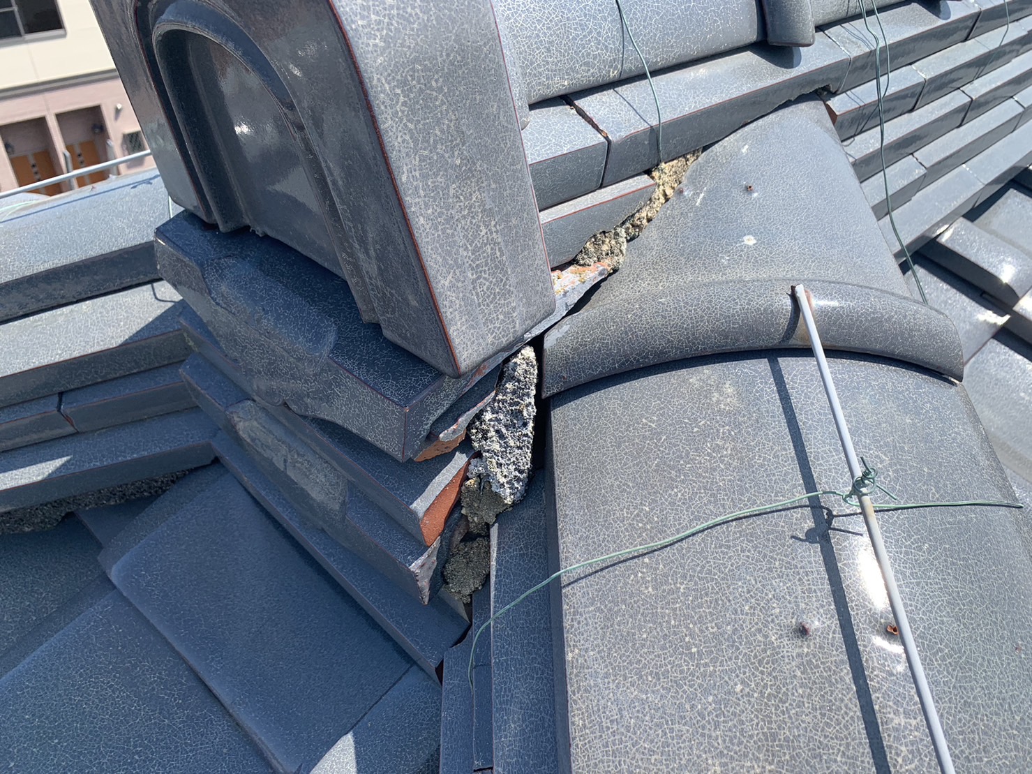 四日市市屋根瓦の漆喰詰め直しを提案