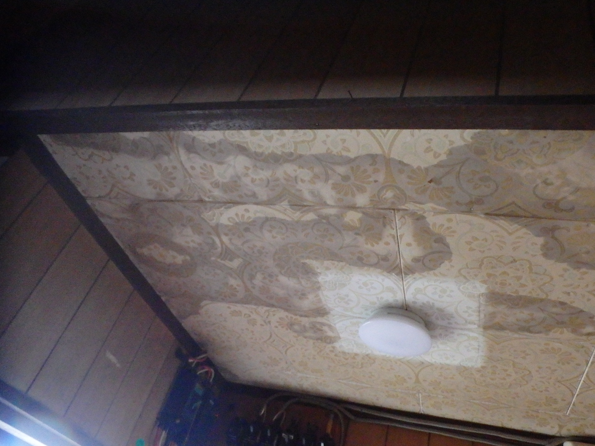 四日市市の古民家天井雨漏り