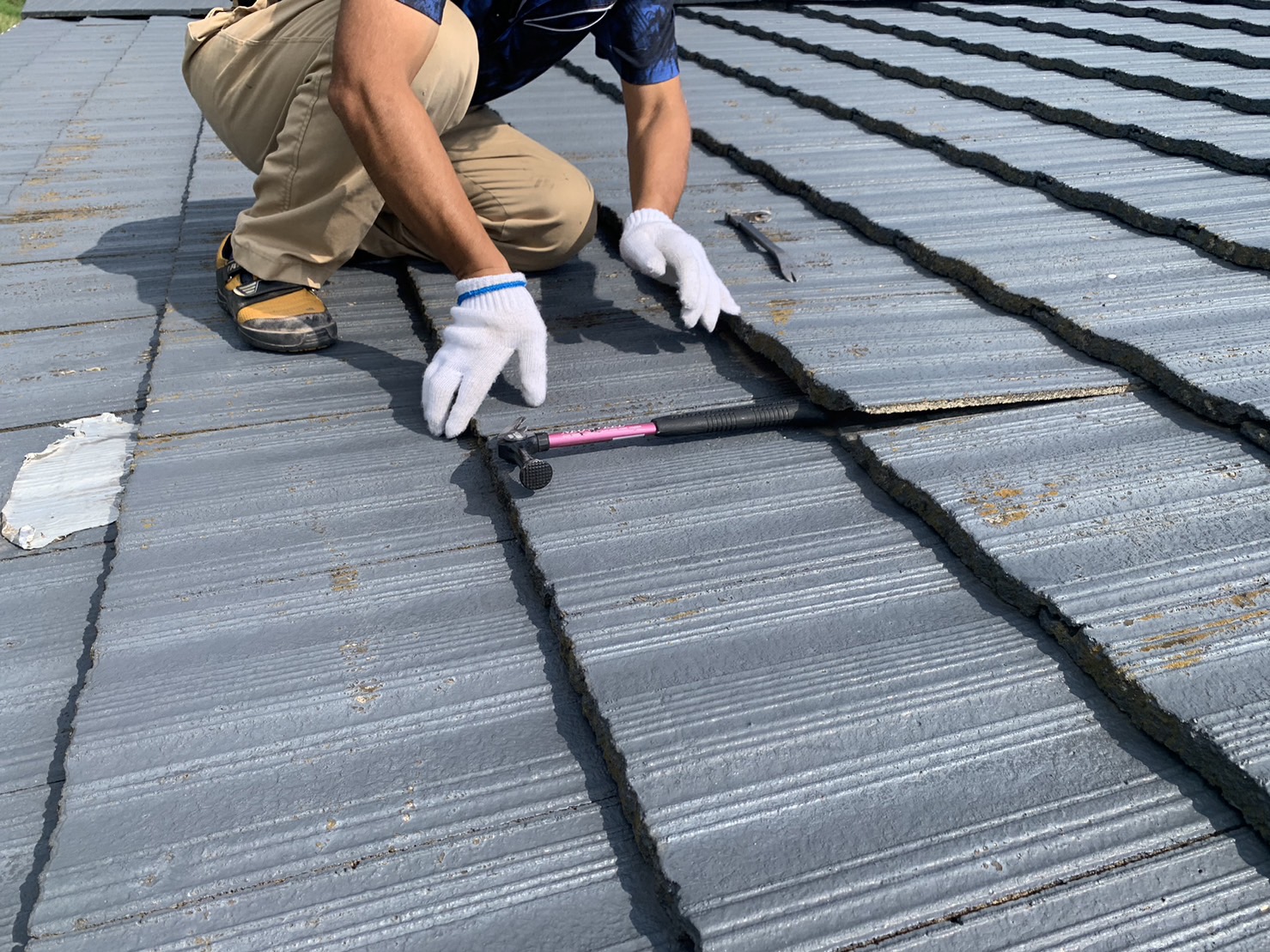 菰野町スレート屋根補修箇所の確認
