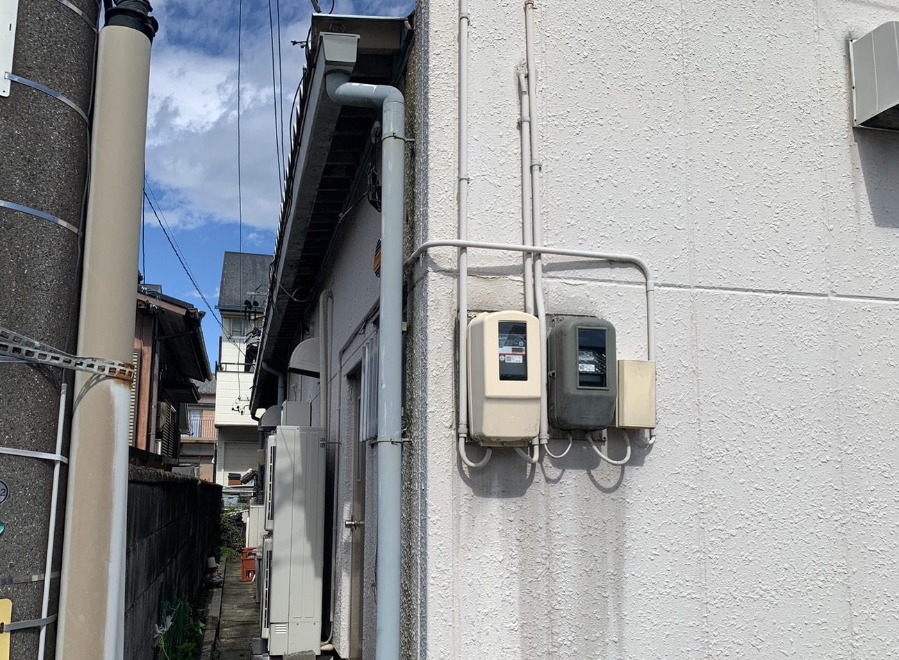 鈴鹿市の雨漏れ外壁の雨だれ