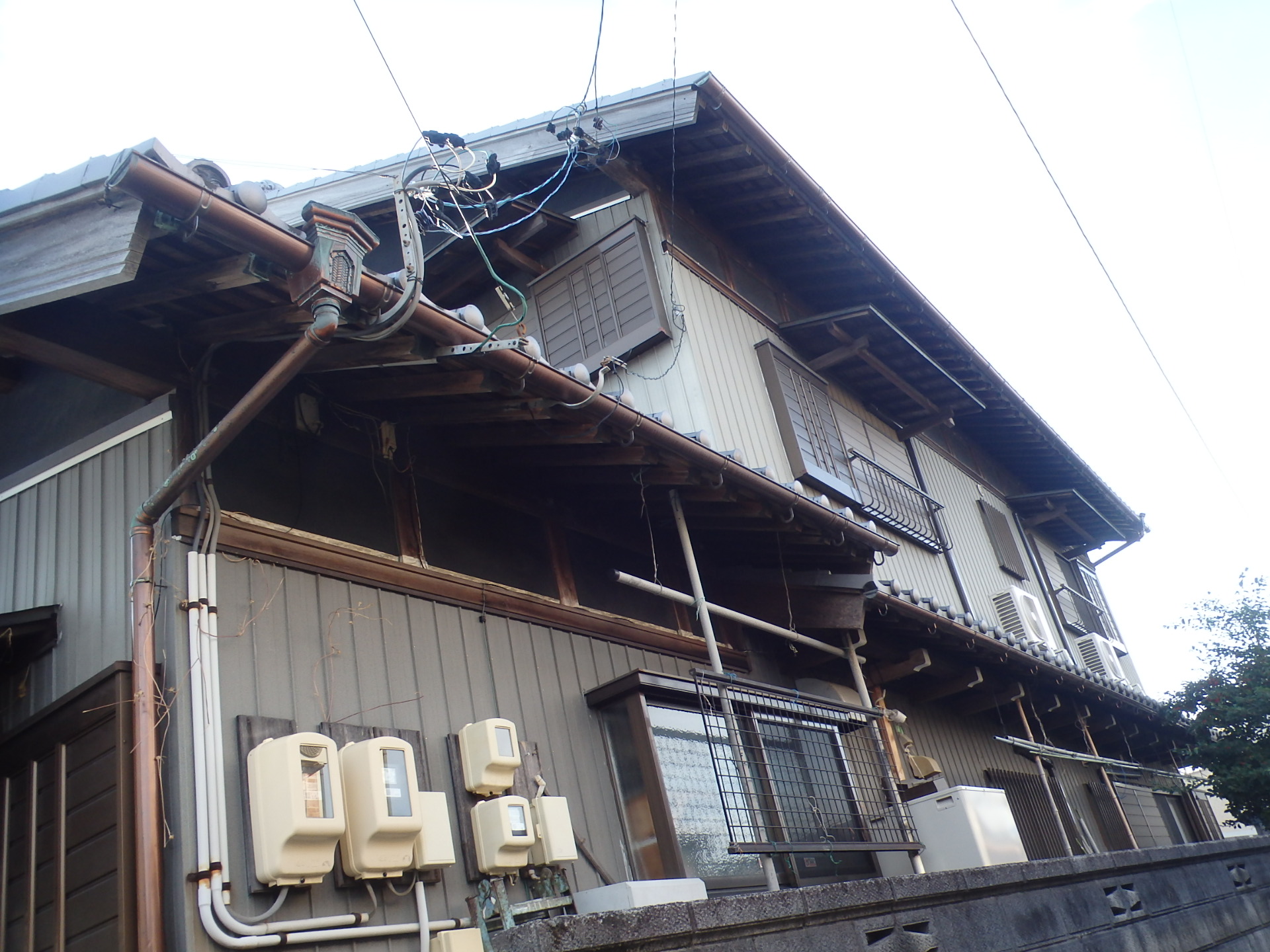 川越町雀口の漆喰劣化裏側