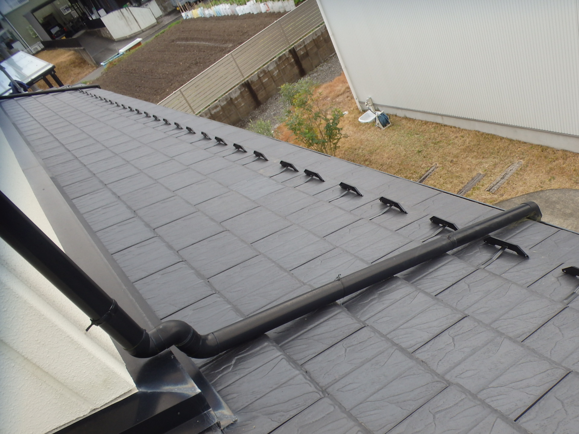 いなべ市の積雪対策で雪止め設置状況