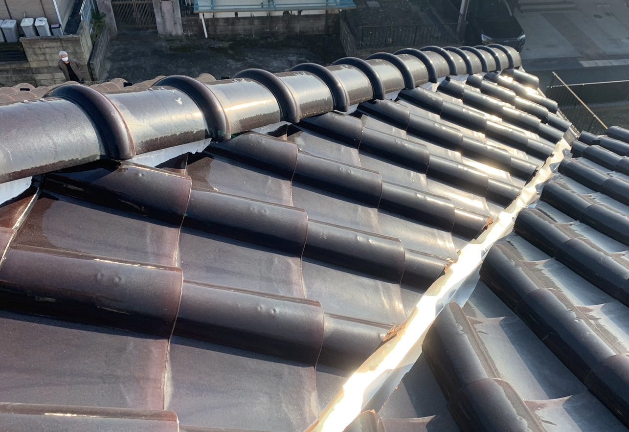 鈴鹿市のＳ字瓦漆喰の状態確認