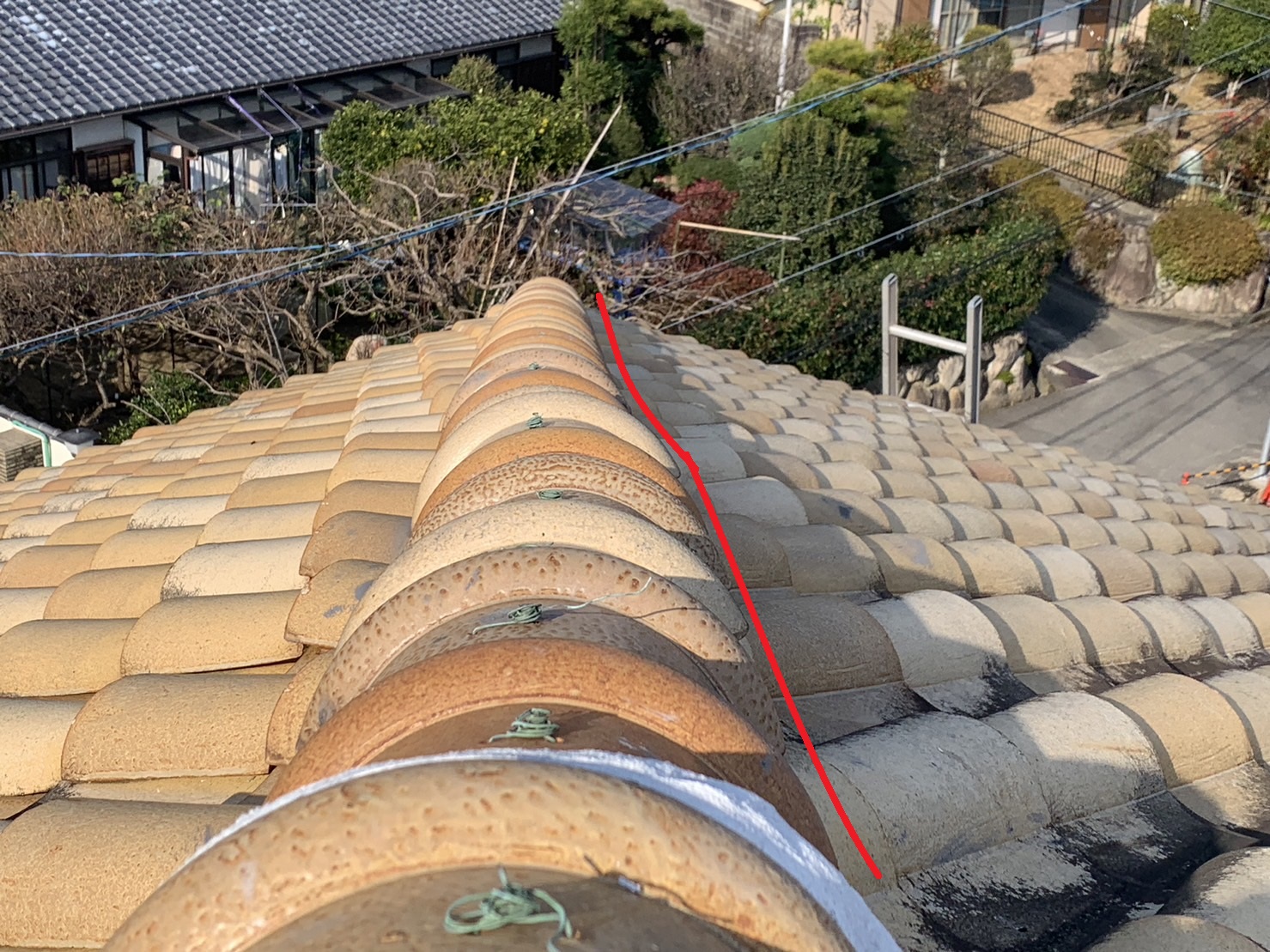四日市市のS字瓦の下り棟歪み