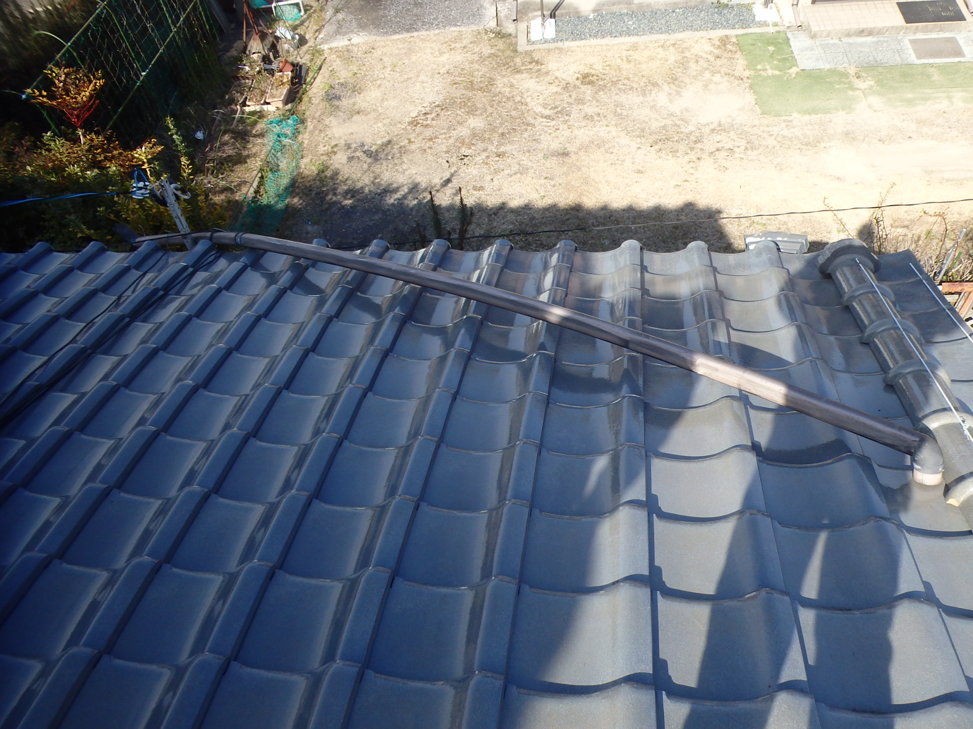 四日市市の雨樋が壊れた家