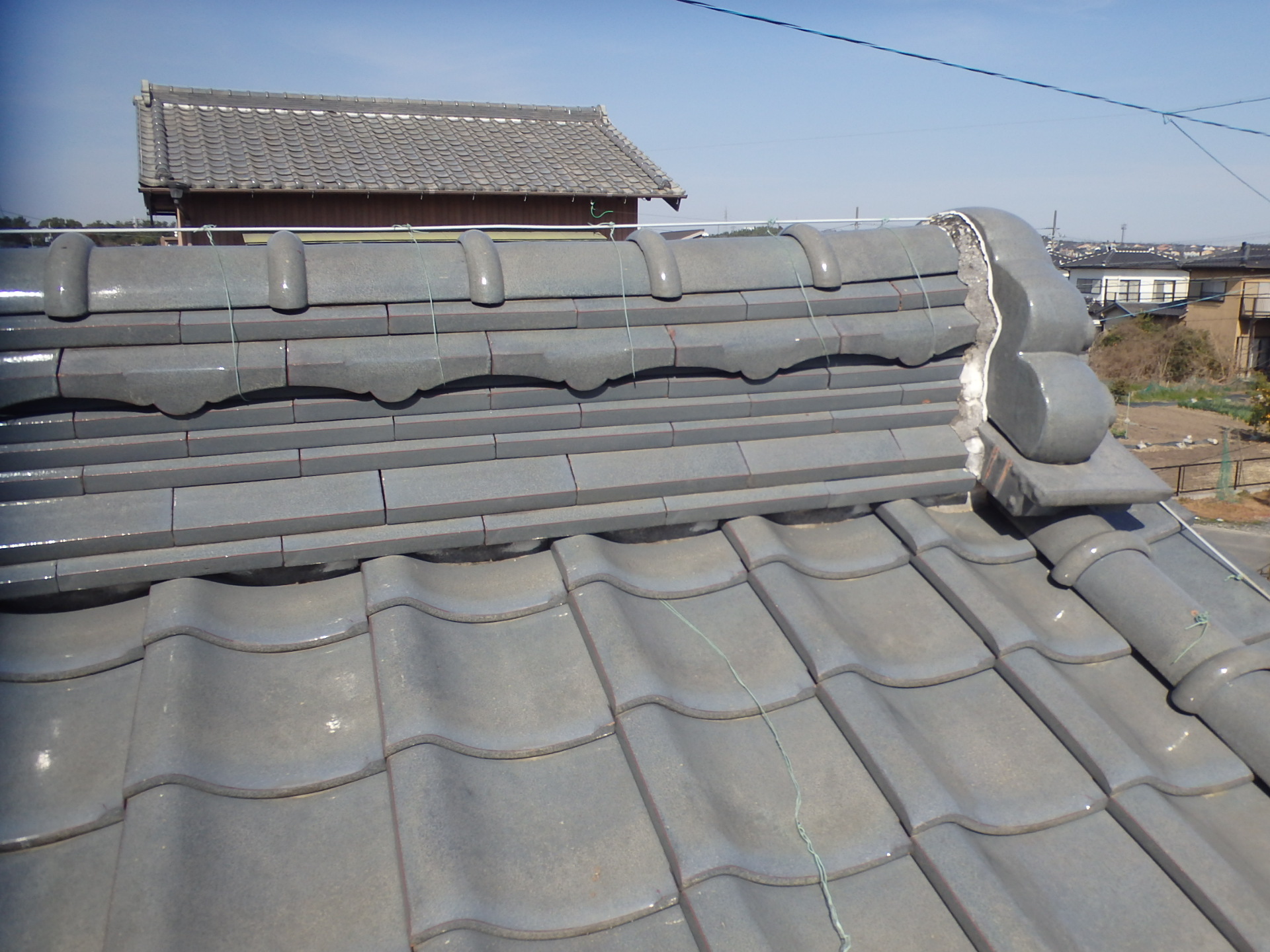 四日市市の2階棟瓦の漆喰劣化状況２