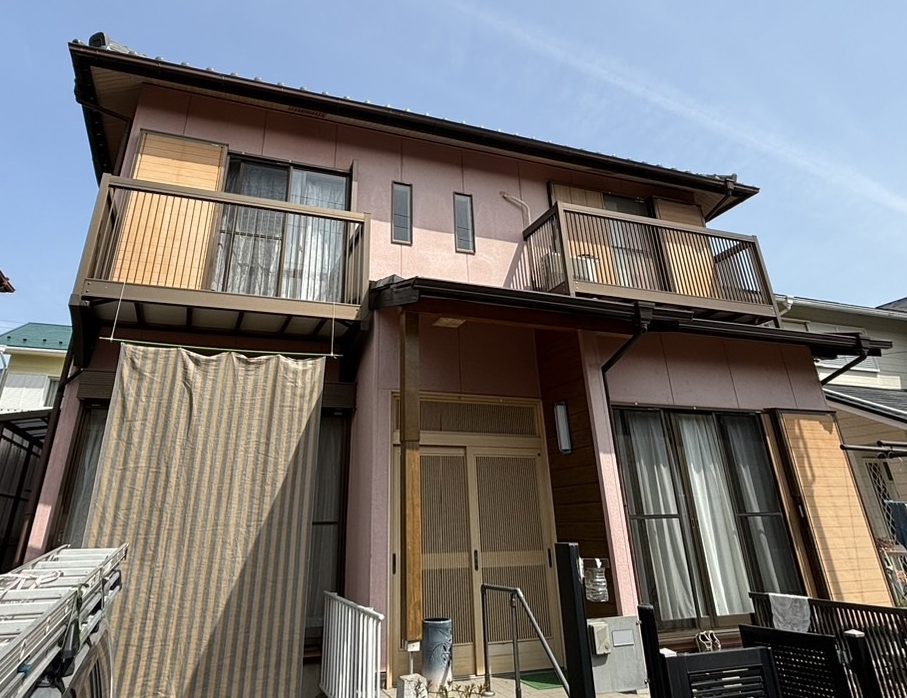 四日市市桜花台の宝形瓦屋根のお宅