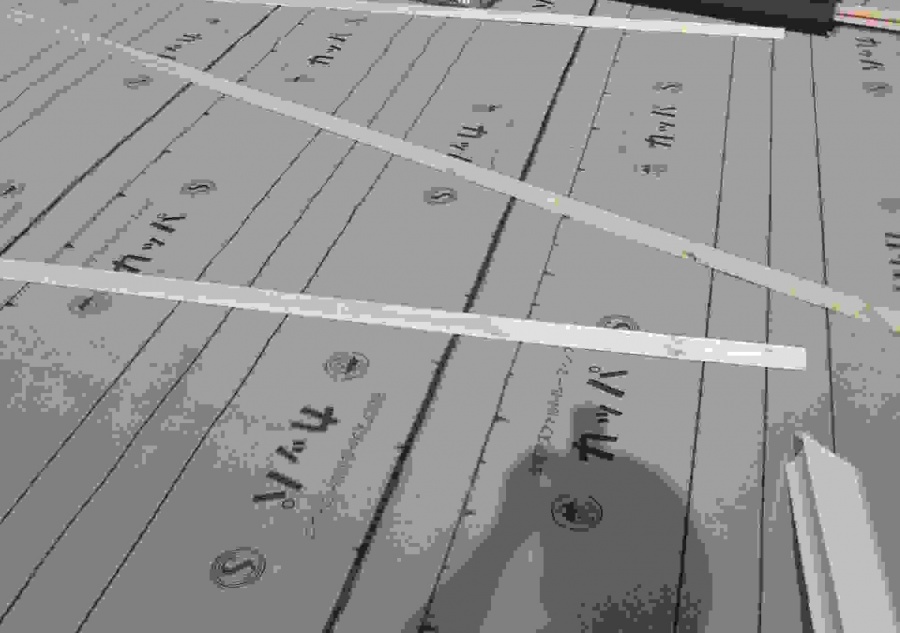 屋根工事　ルーフィング　立平葺き　三晃式