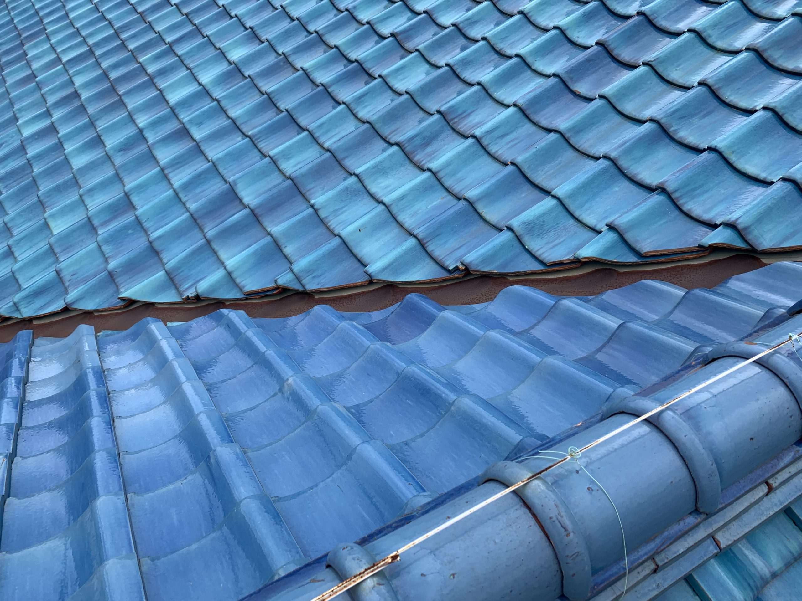 錆びついた谷樋板金