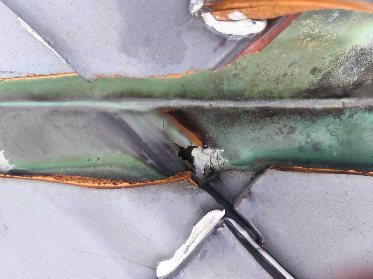 東員町谷樋からの雨漏り