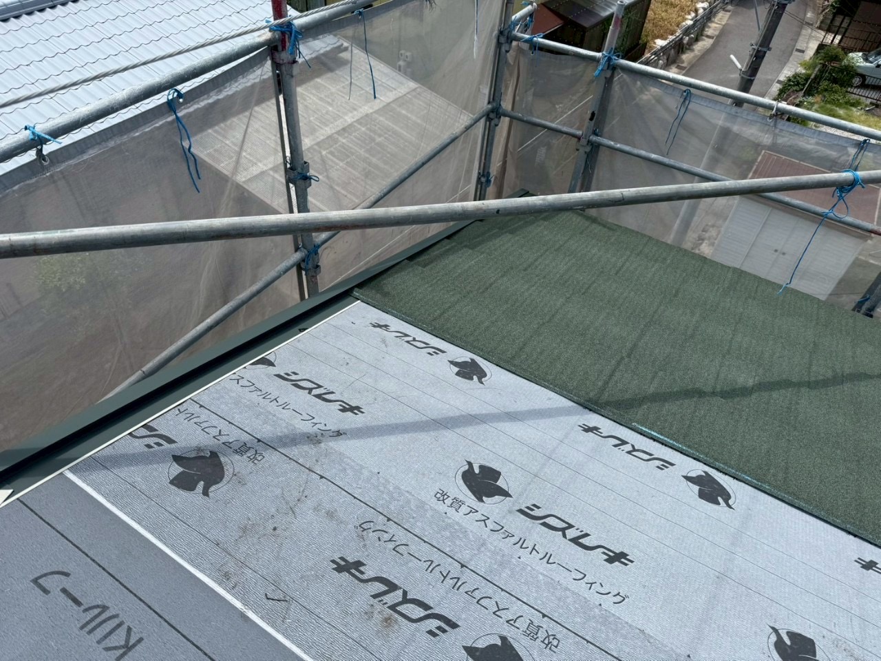 亀山市屋根葺き替え