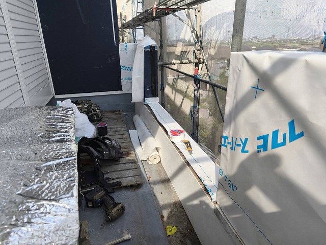 内壁防水シート貼り