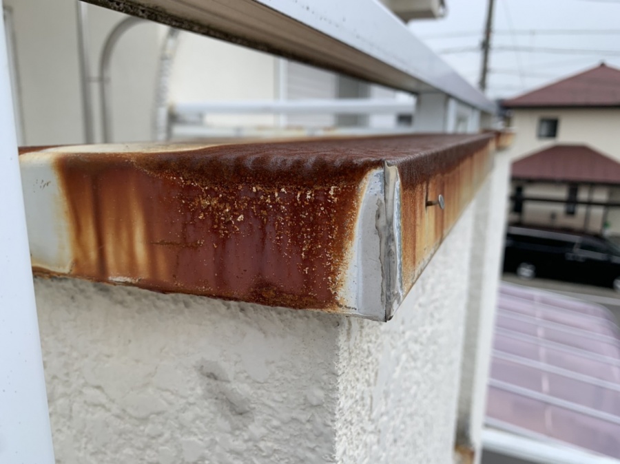 四日市市、雨漏れ､ﾍﾞﾗﾝﾀﾞ笠木