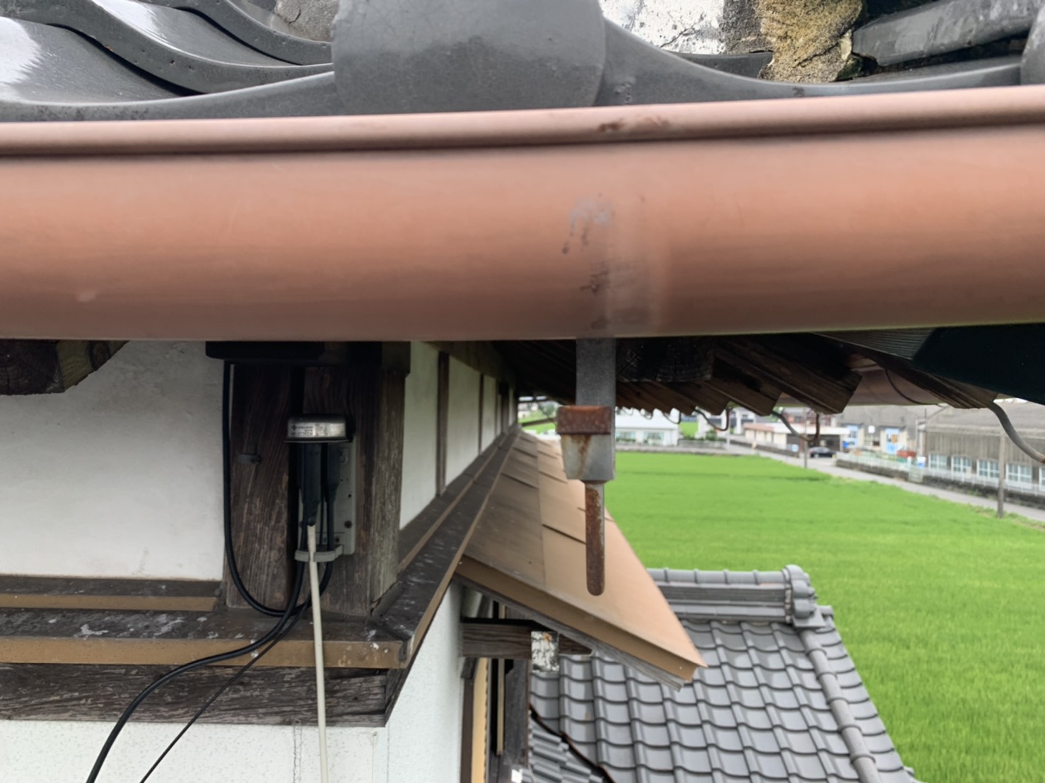 桑名市の雨樋交換、雨樋破損