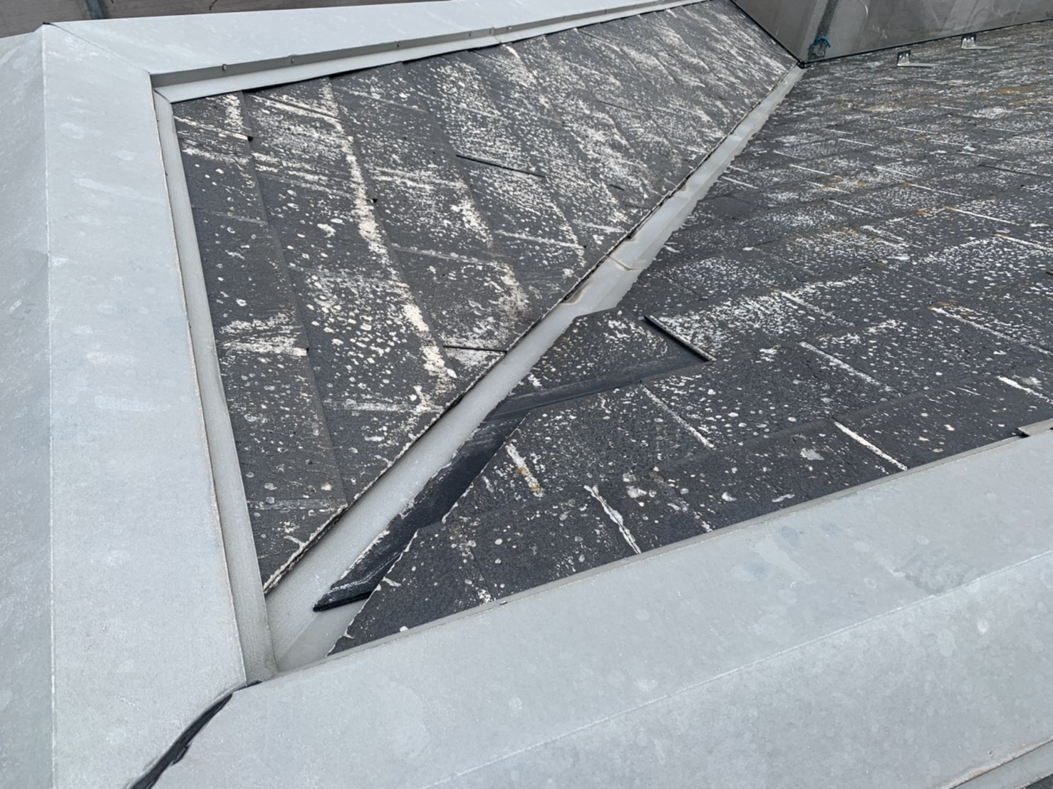 四日市市、カバー工法、パミール