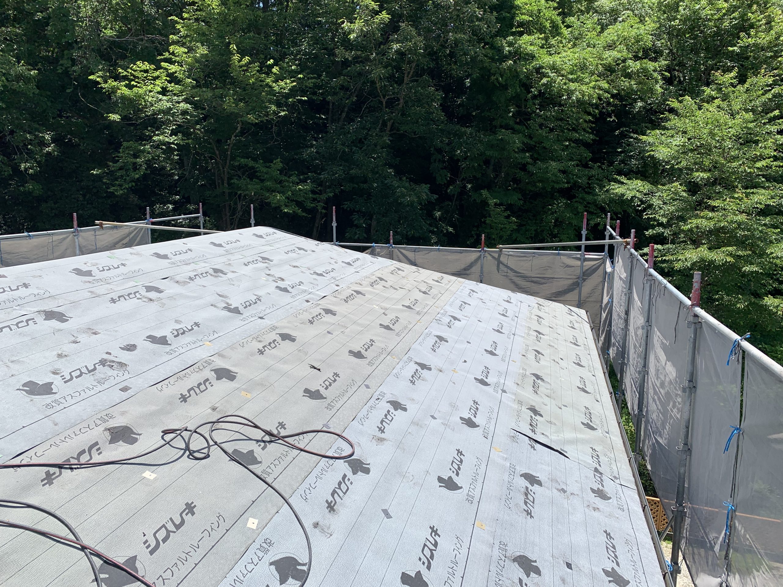 鈴鹿市のカバー工法、スーパーガルテクト