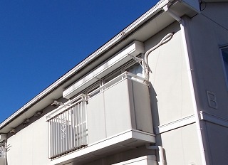 雨樋交換　アパート　街の屋根やさん四日市店