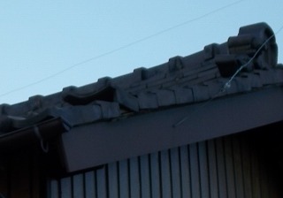 瓦ズレ　松阪市　街の屋根やさん四日市店