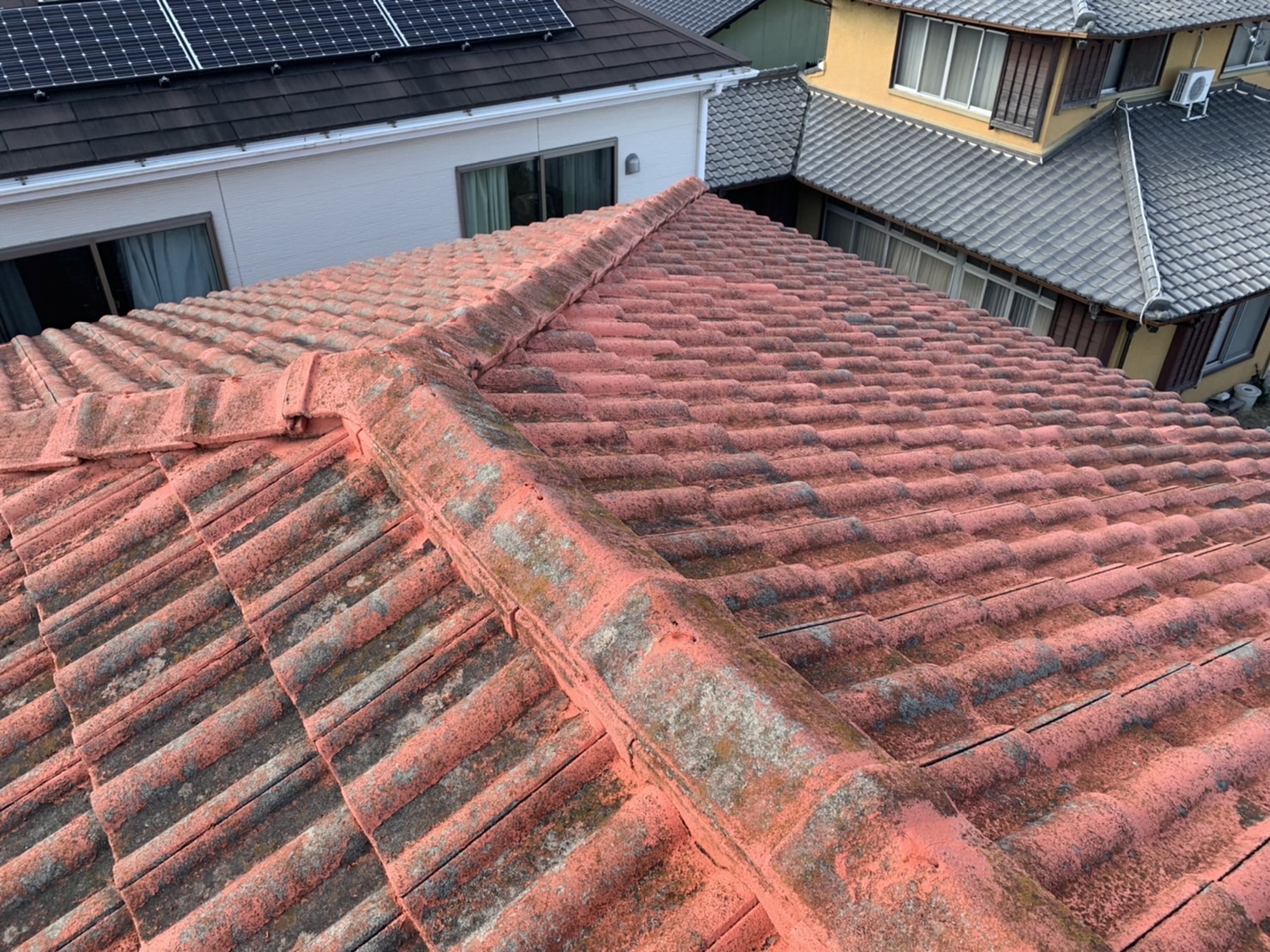 桑名市の屋根塗装、モニエル瓦