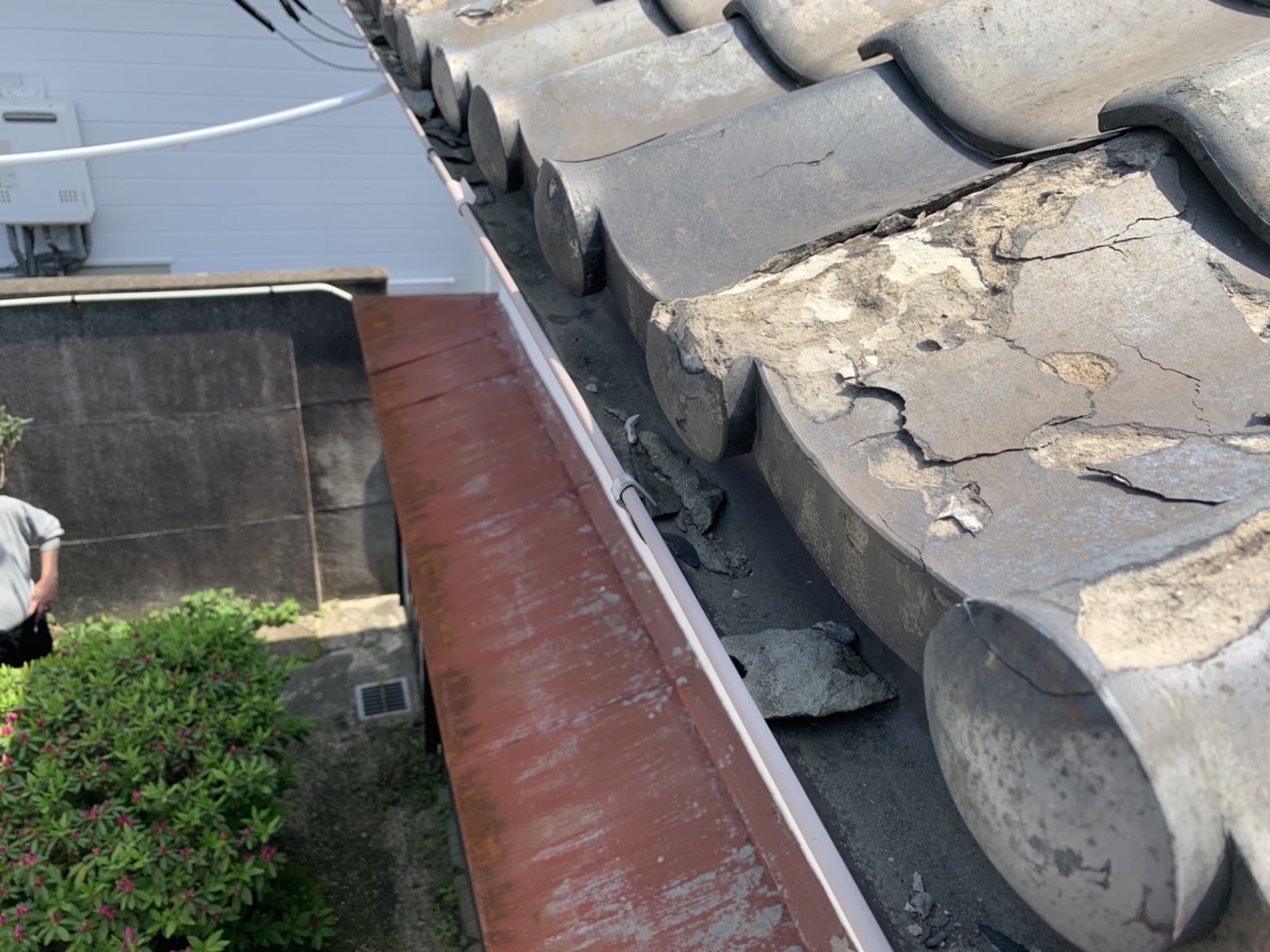 四日市市の雨漏り調査