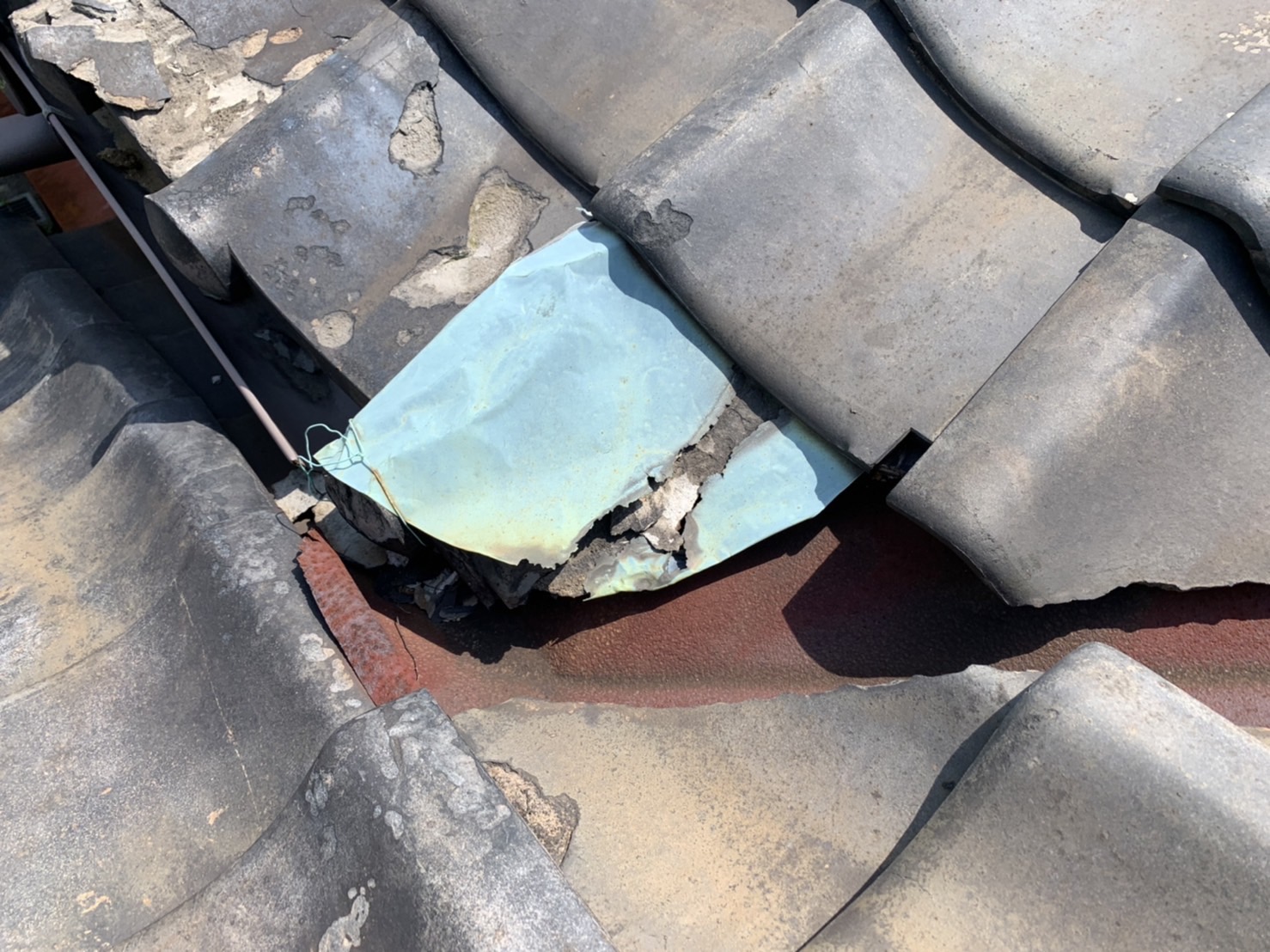 四日市市の雨漏り調査、谷樋