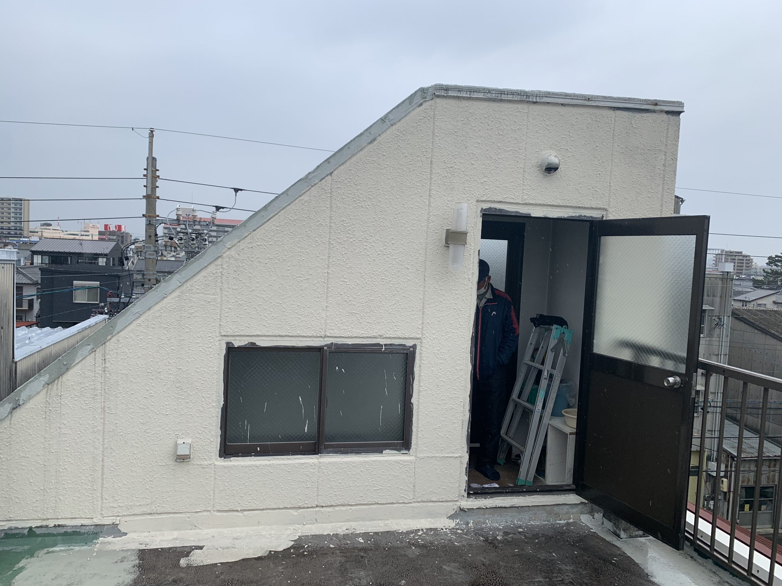 四日市市の陸屋根の雨漏り