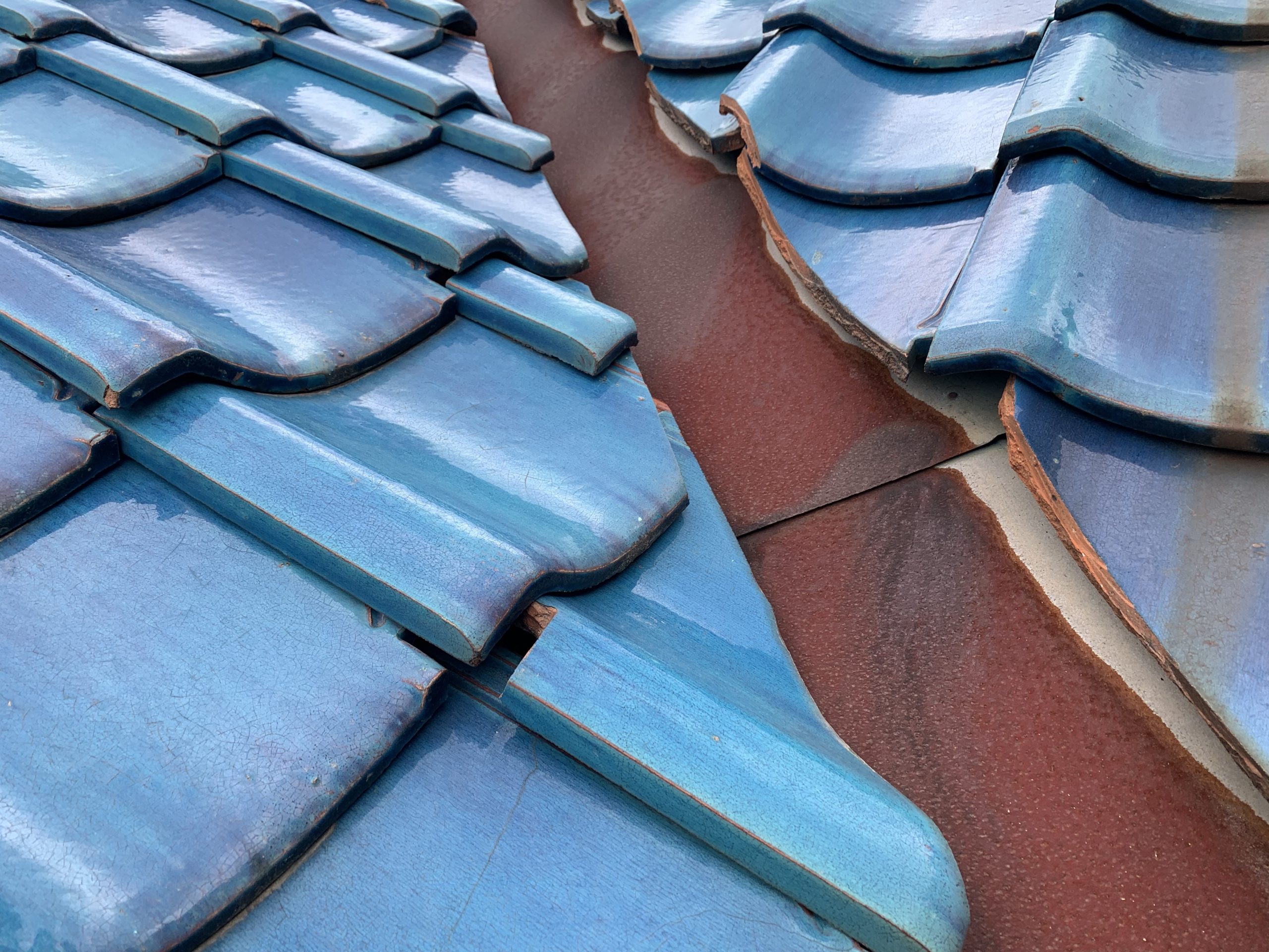 錆びついた谷樋板金