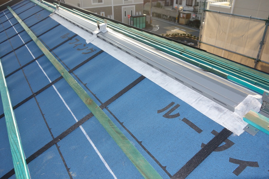 棟換気　ルーフィング