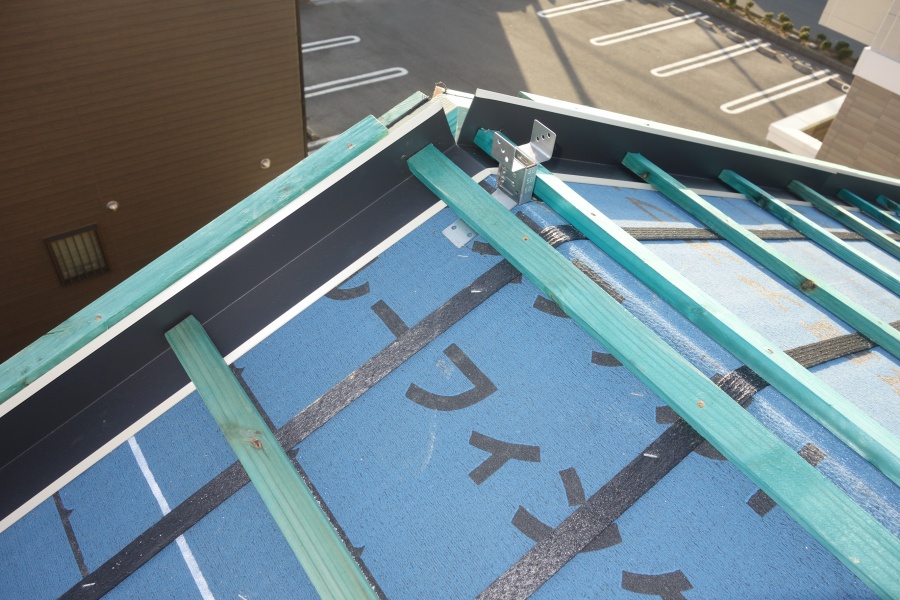 板金　ルーフィング