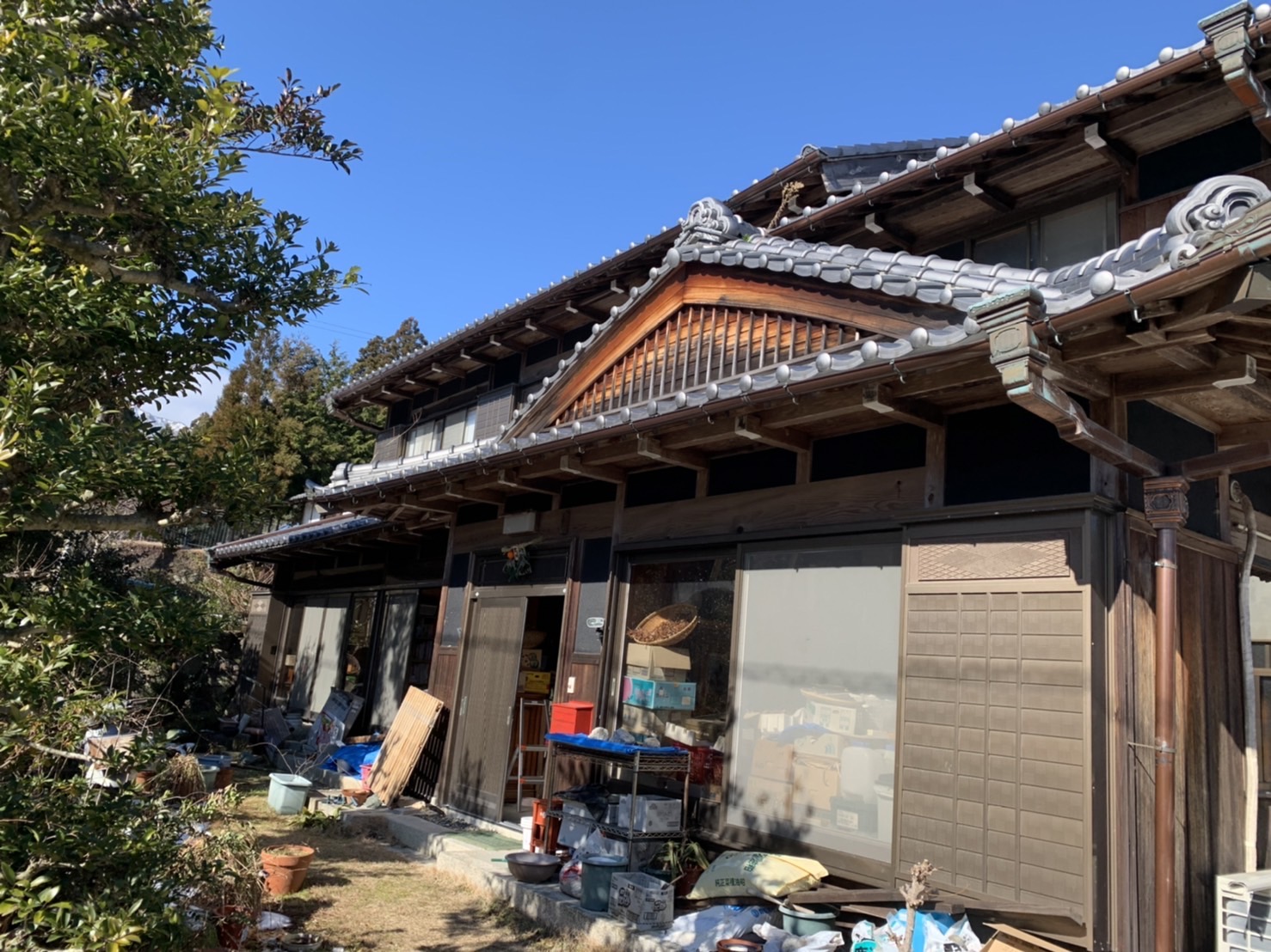 菰野町にて雪害による雨樋被害