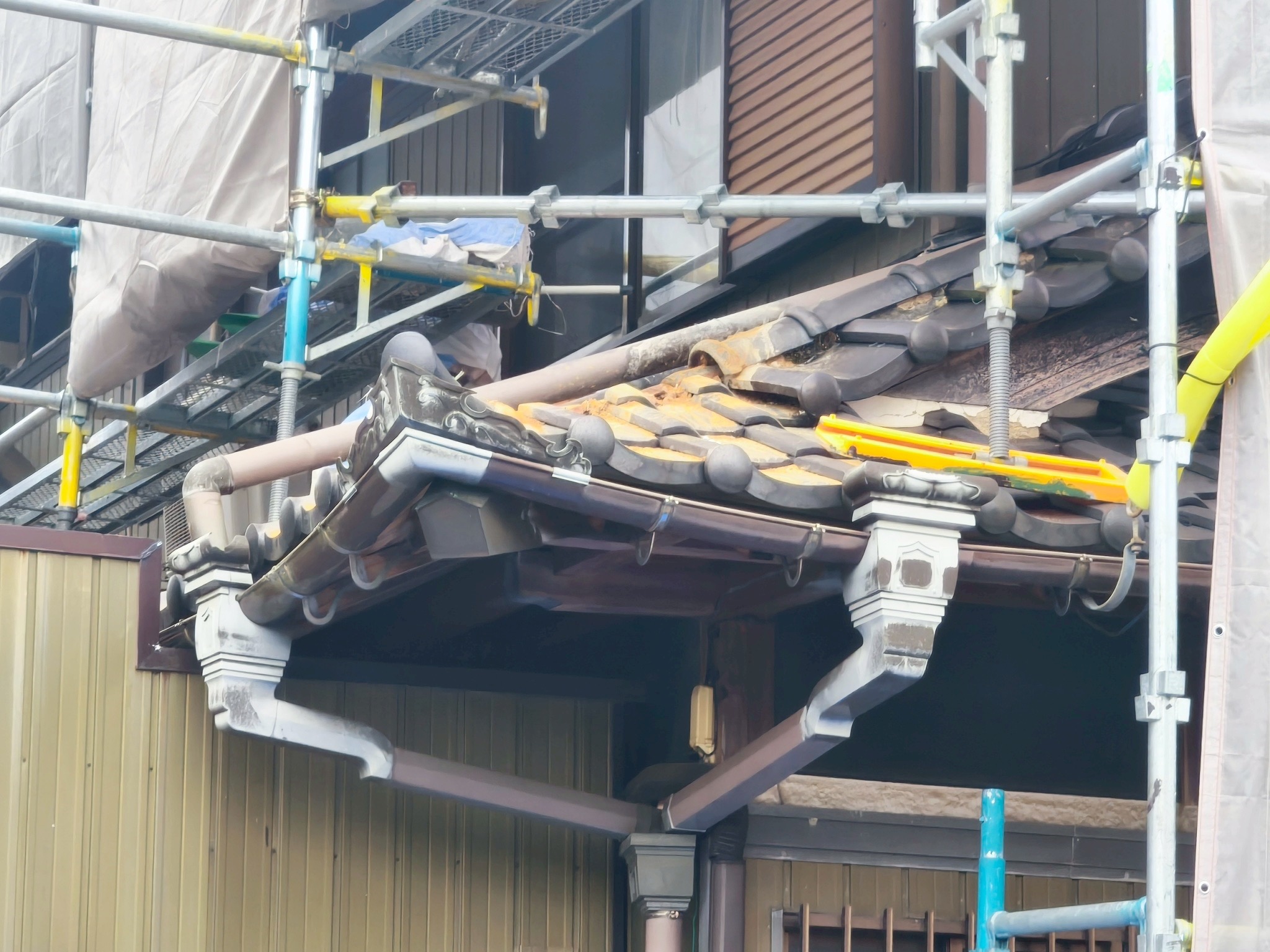 いなべ市雨樋交換