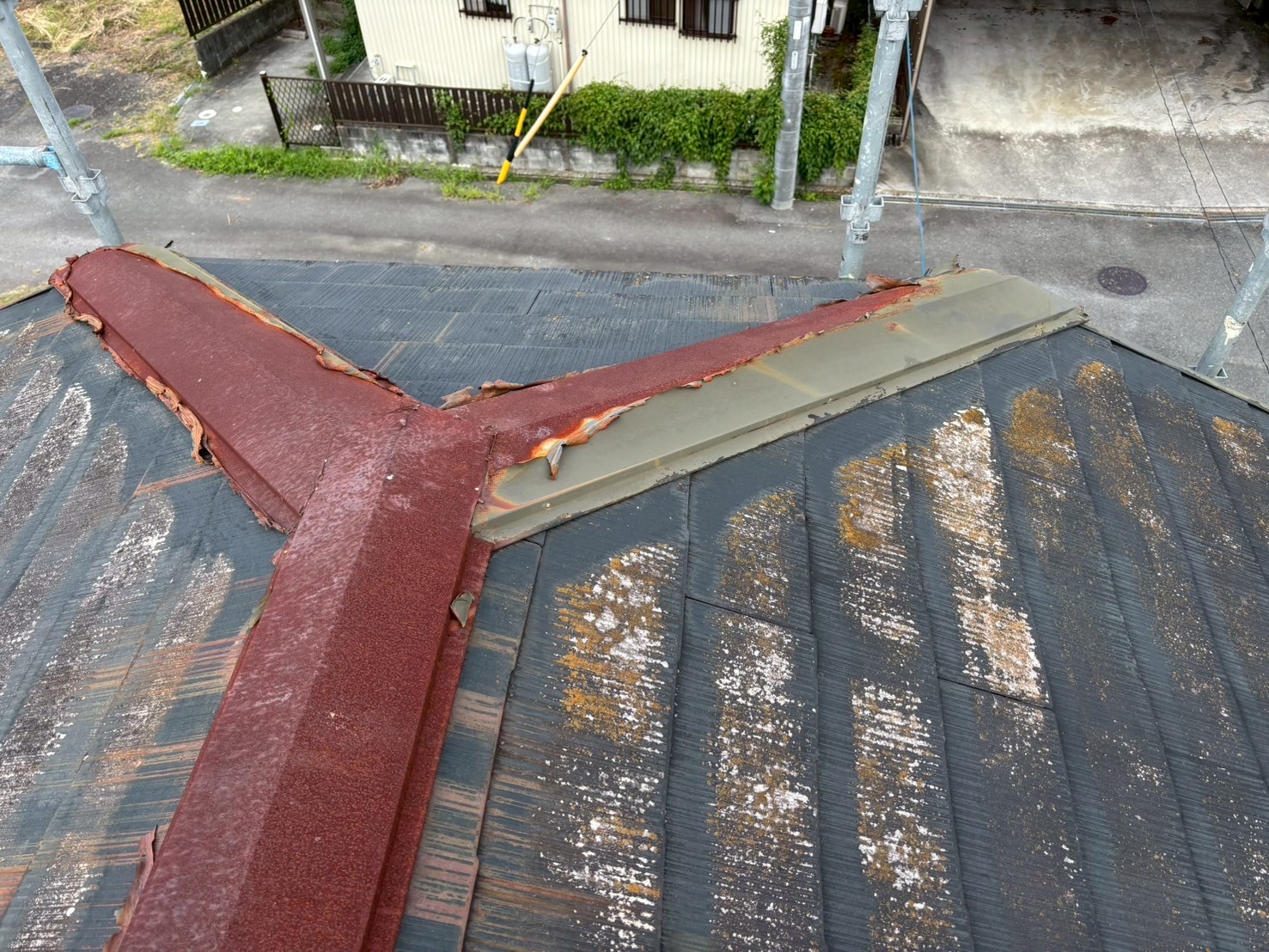 いなべ市カバー工法スーパーガルテクト