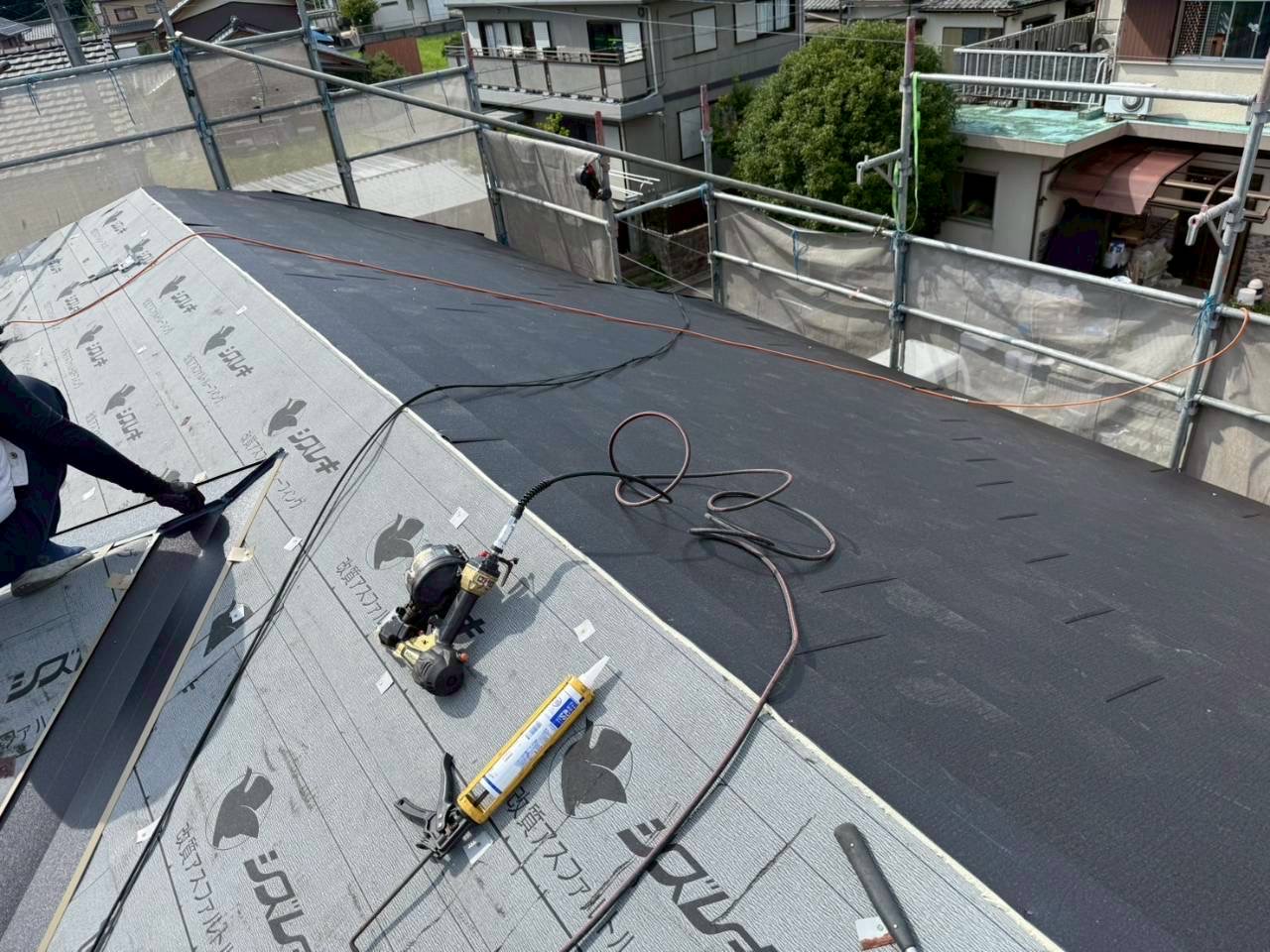 いなべ市カバー工法スーパーガルテクト