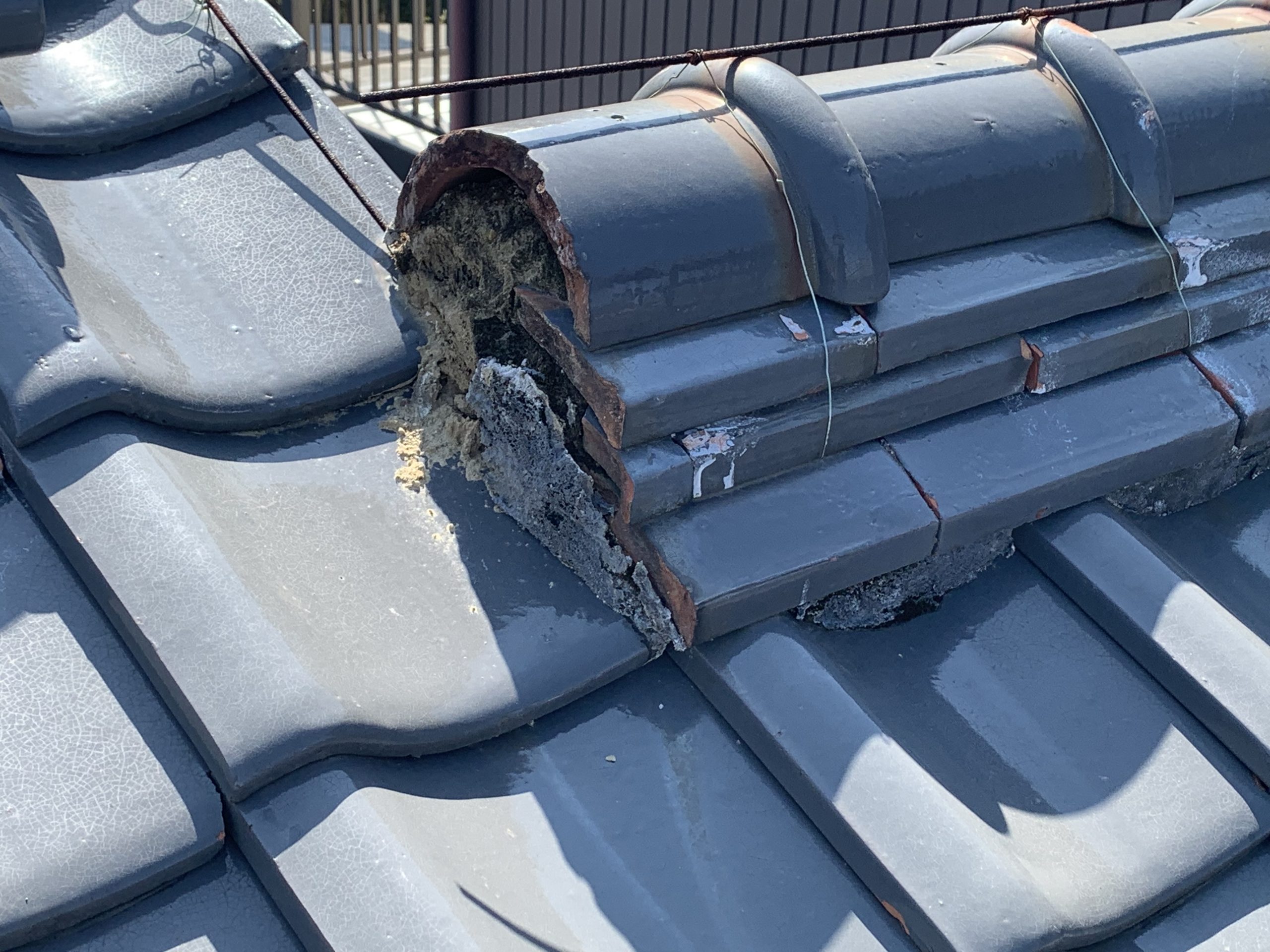 四日市市の壊れた漆喰