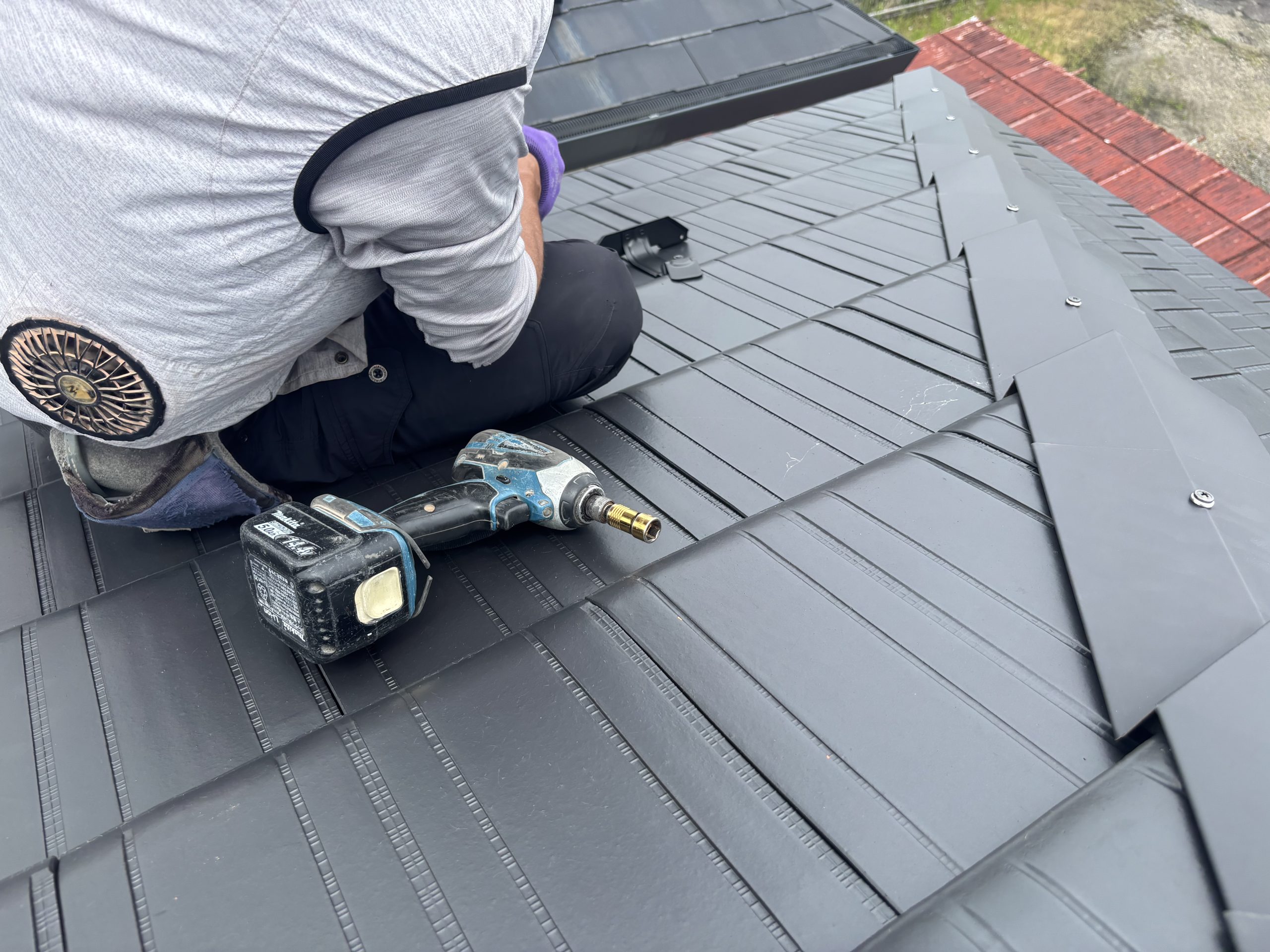 四日市市セキスイハウス雪止め金具