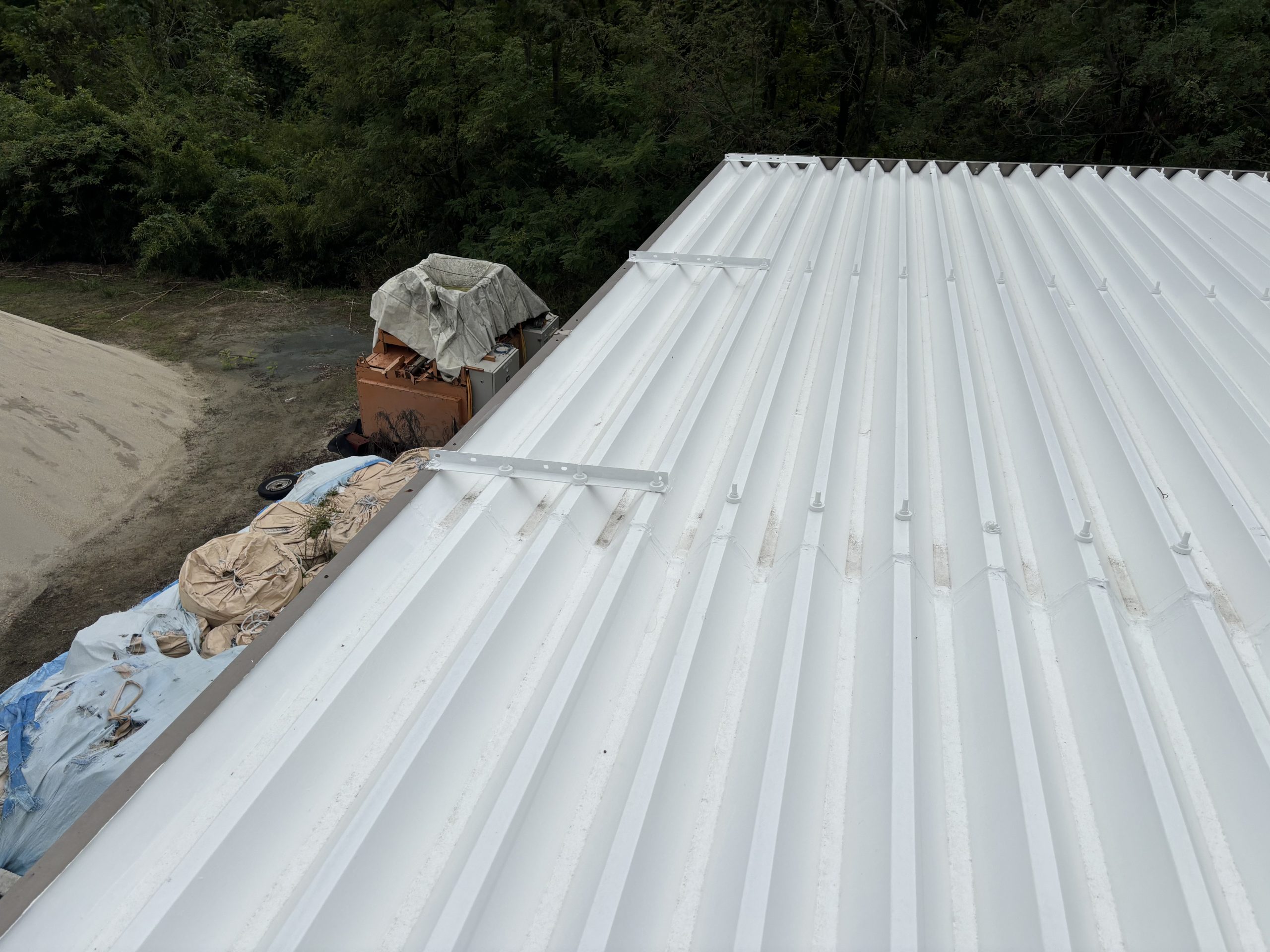 鈴鹿市工場の雨漏り