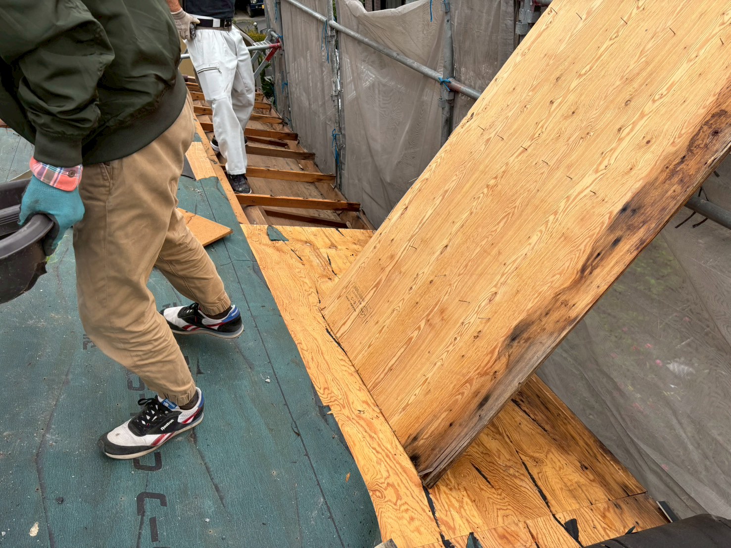 東員町屋根葺き替え