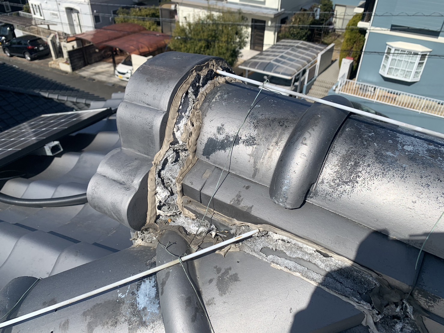 四日市市の剝がれた漆喰