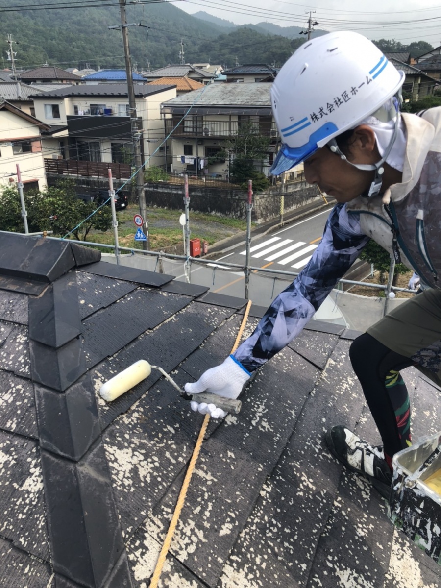 屋根塗装下塗り