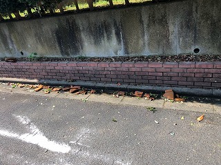 瓦落下　街の屋根やさん四日市店