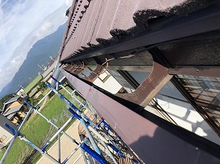 台風被害　軒樋　破損　修繕　街の屋根や四日市店