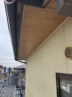 街の屋根やさん四日市店　軒天